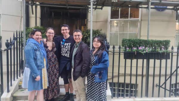 Visitors touring London with a taxi during seasonal highlights for sightseeing