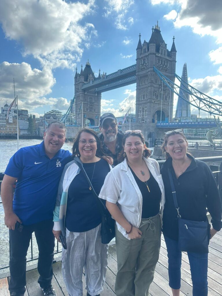 Capturing family moments during chauffeur tours of London