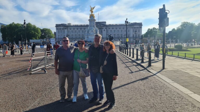Couple taking a photo during romantic private taxi tours in London
