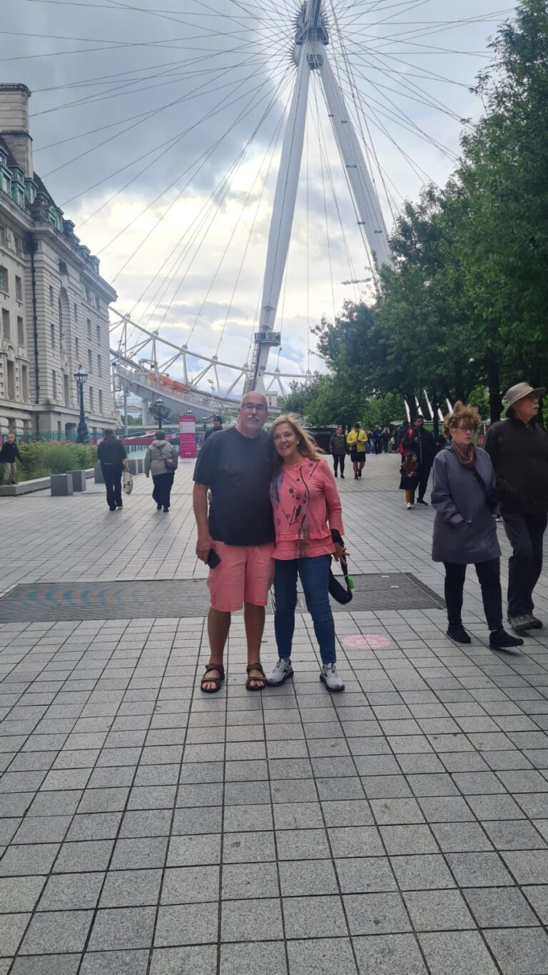 Guests on a hidden gems local secrets taxi tours London adventure