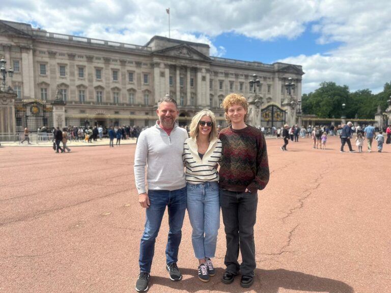 Best photo opportunities London taxi tours at the Tower of London