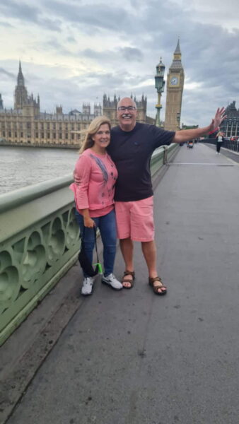 Explore London with personalized Tours By Locals in England for an unforgettable travel experience.