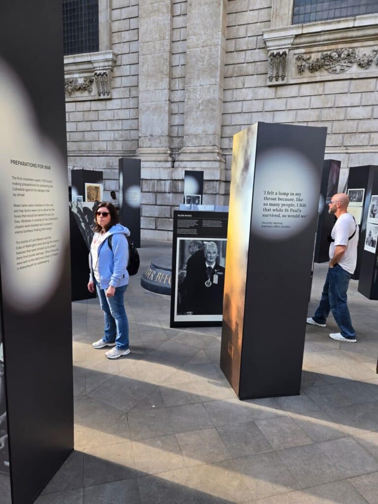 London Must Have Seen - People on a London Sightseeing Taxi Tour exploring city attractions