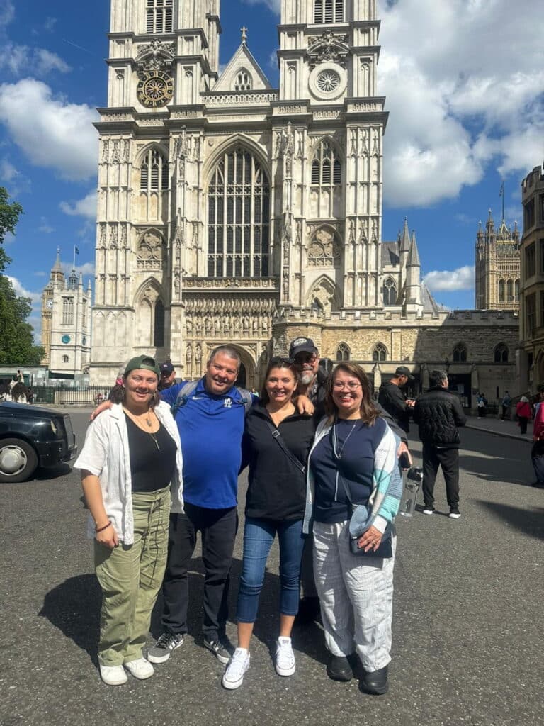 London Sightseeing Taxi Tour Black Cabs in full day tour of London