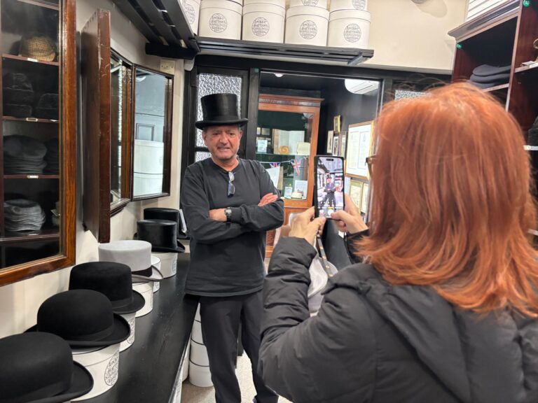 Windsor Castle from London UK day trip with London Sightseeing Taxi Tours