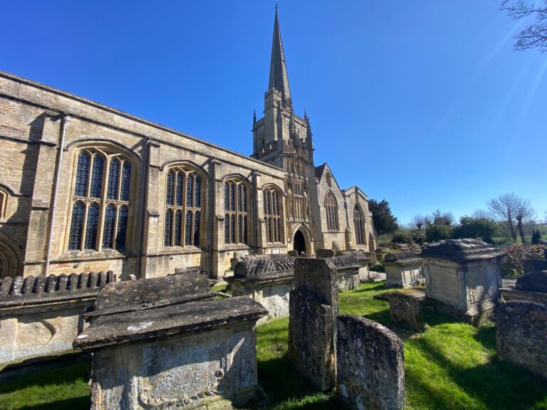 Scenic view of rolling hills in the Cotswolds, perfect for an overnight tour from London