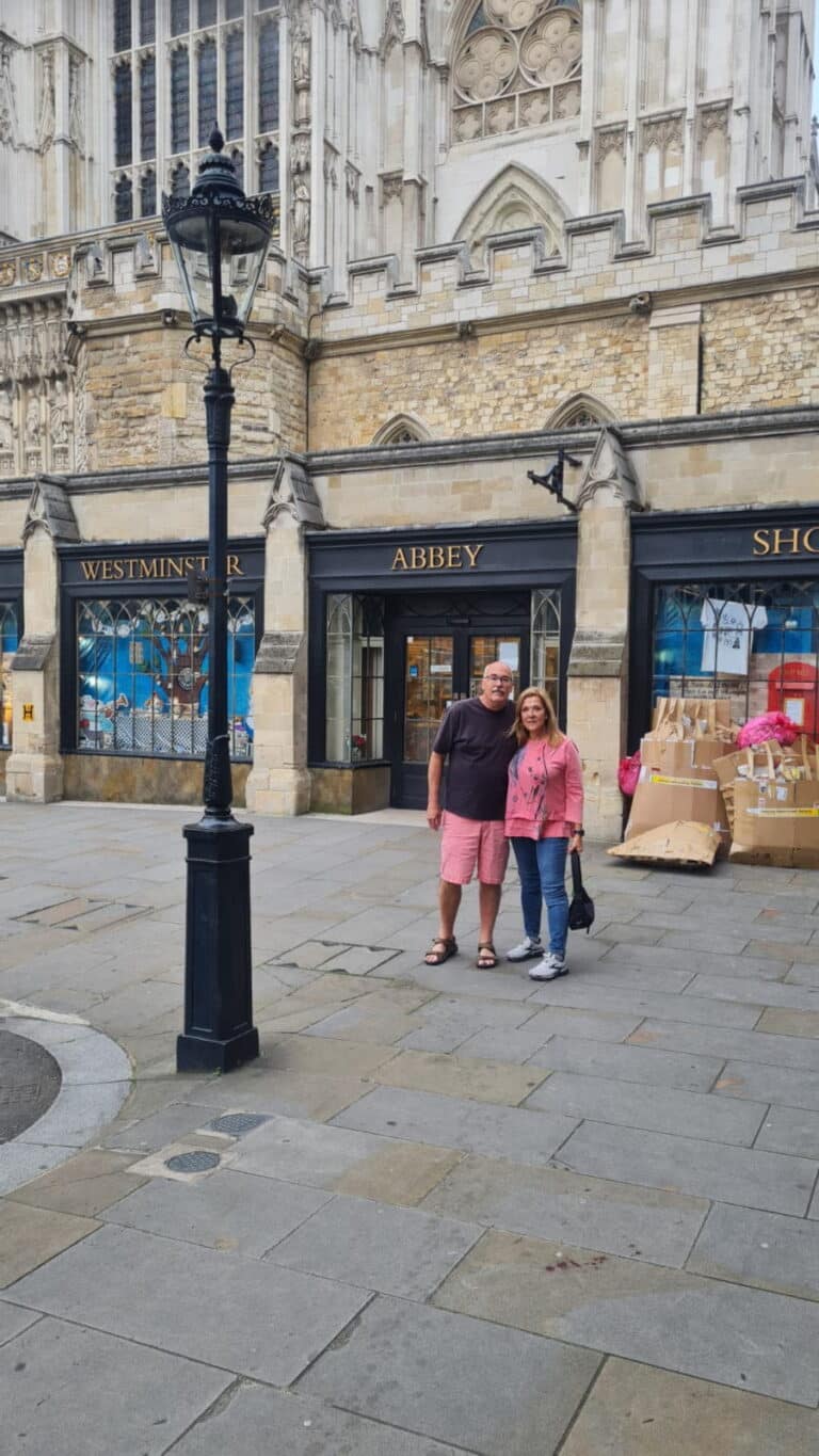 Harry Potter fans at Platform 9¾ during private tour in London